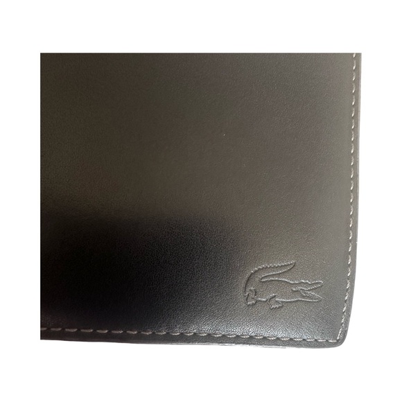 Lacoste Leather compact men's smooth kip leather crocodile logo. - Picture 3 of 15